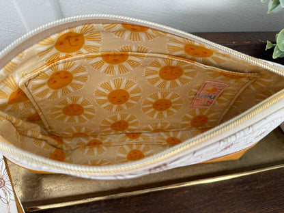 Clematis Wristlet - Daisies / Ochre