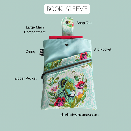 Book Sleeve Large - Lion on Mint Dayflex