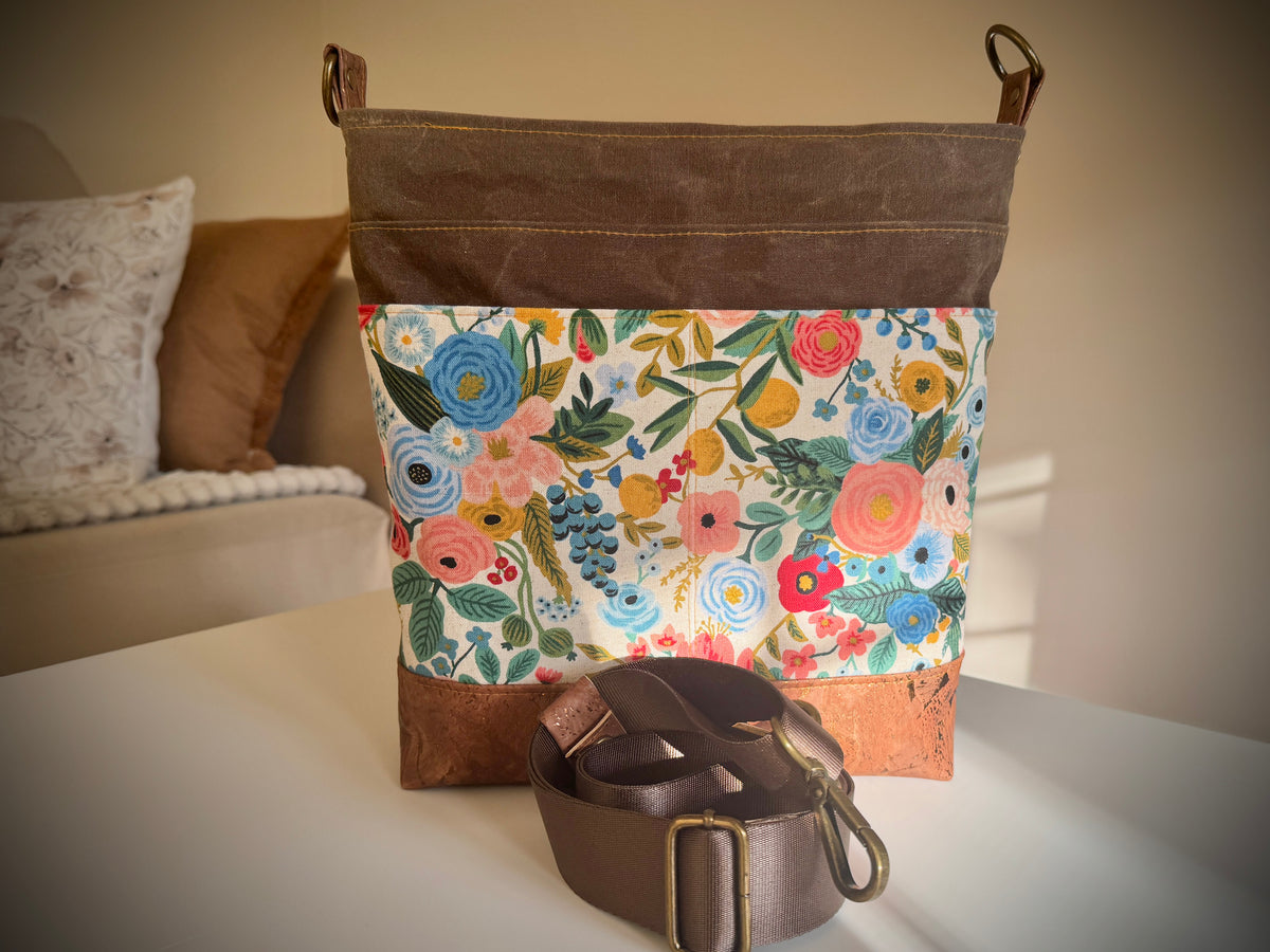 Aspen Crossbody - Waxed Canvas/Rifle Paper Floral/Cork Base